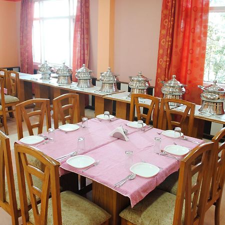 Clarks Inn Binszar Kültér fotó